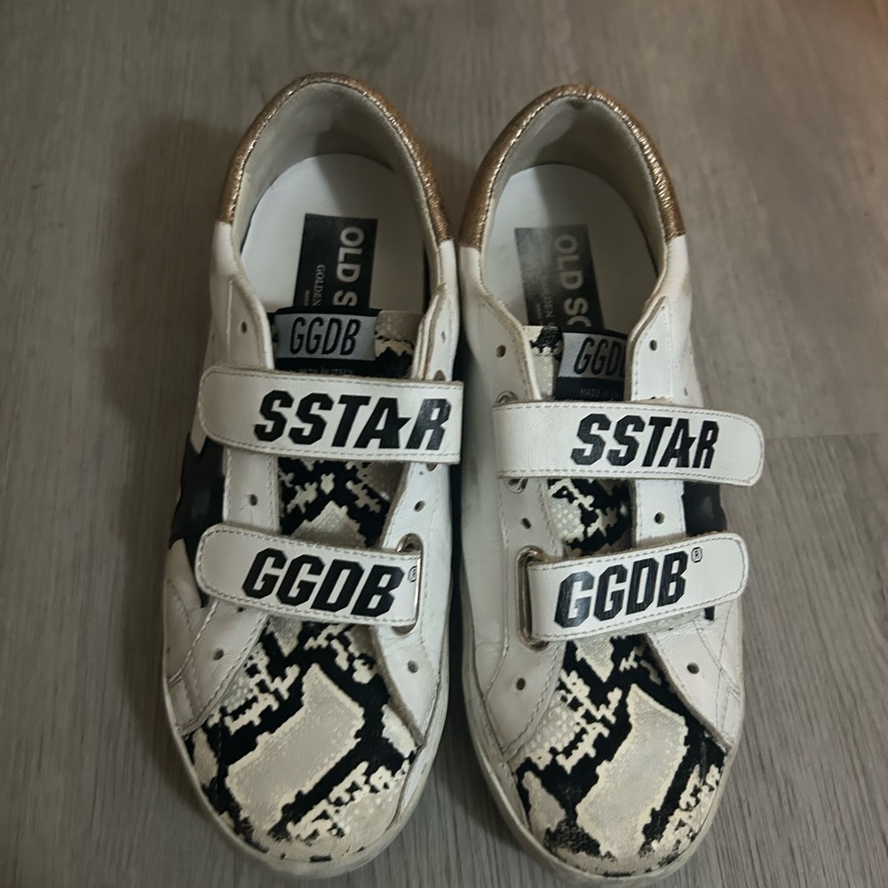 Golden Goose Sneakers